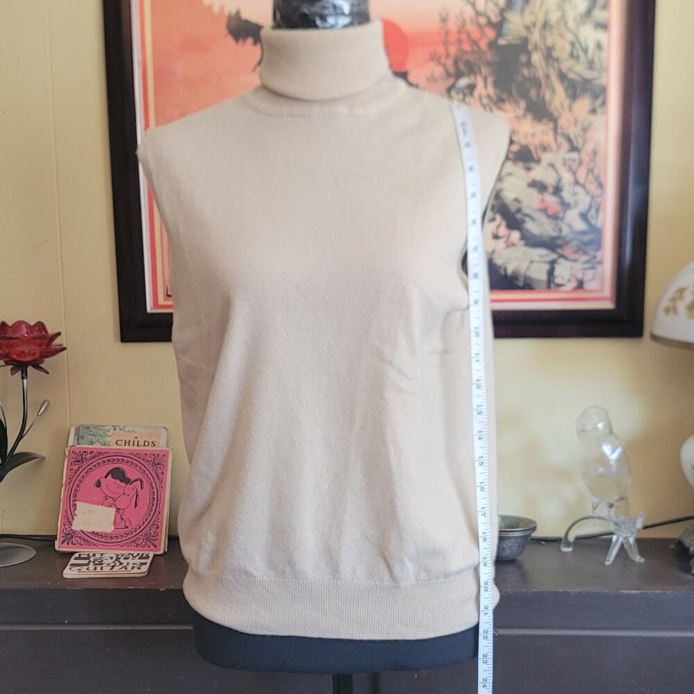 TSE cashmere sleeveless sweater